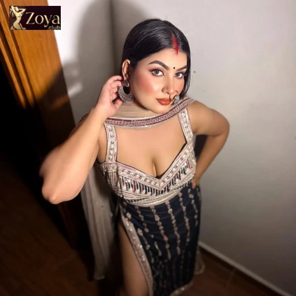 Housewife for Sex in Hotel